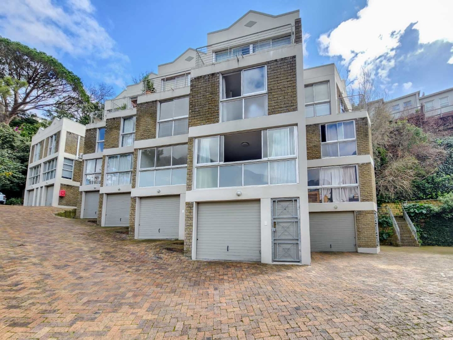 To Let 1 Bedroom Property for Rent in Gardens Western Cape